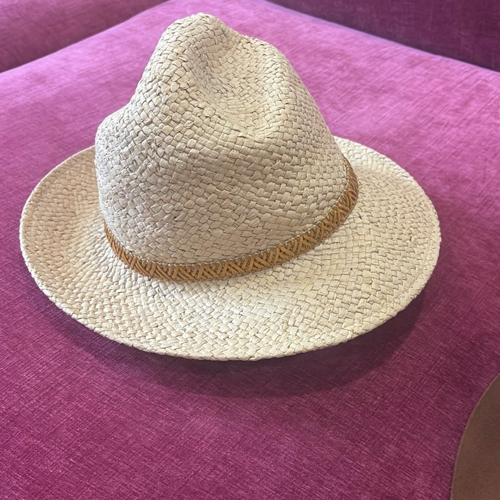 Forever 21 brand new straw hat